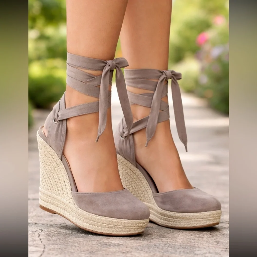 [Steve Madden] Taupe Lace Up Espadrille Wedges